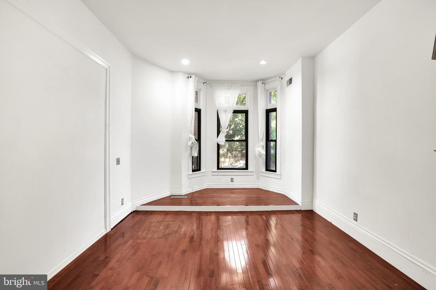 1828 California Street NW photo 10