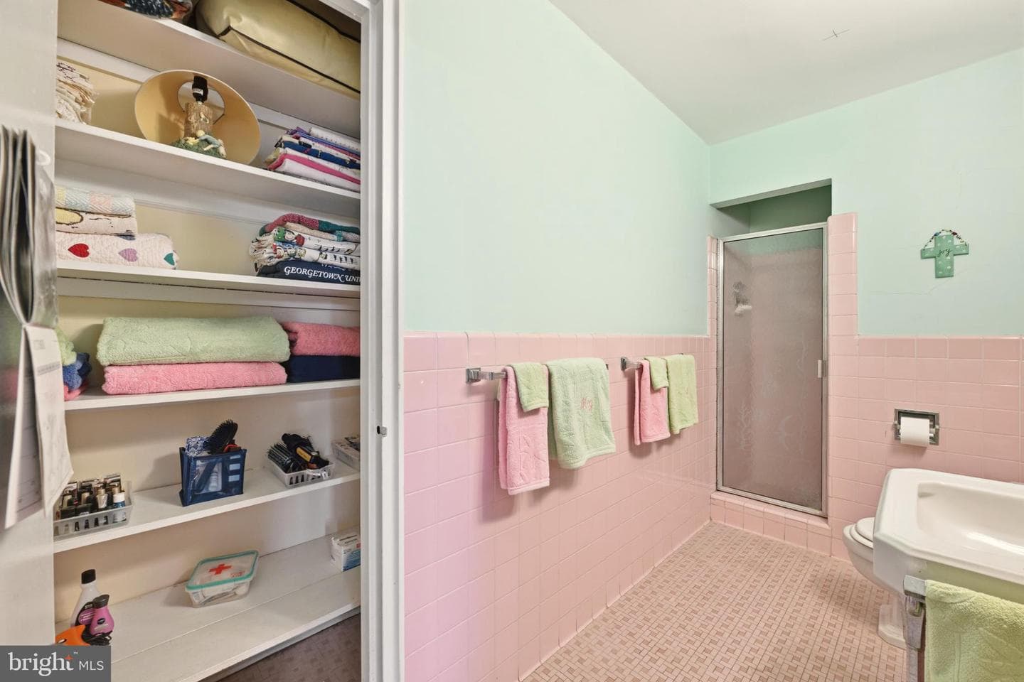4301 Massachusetts Avenue NW #8002 photo 27