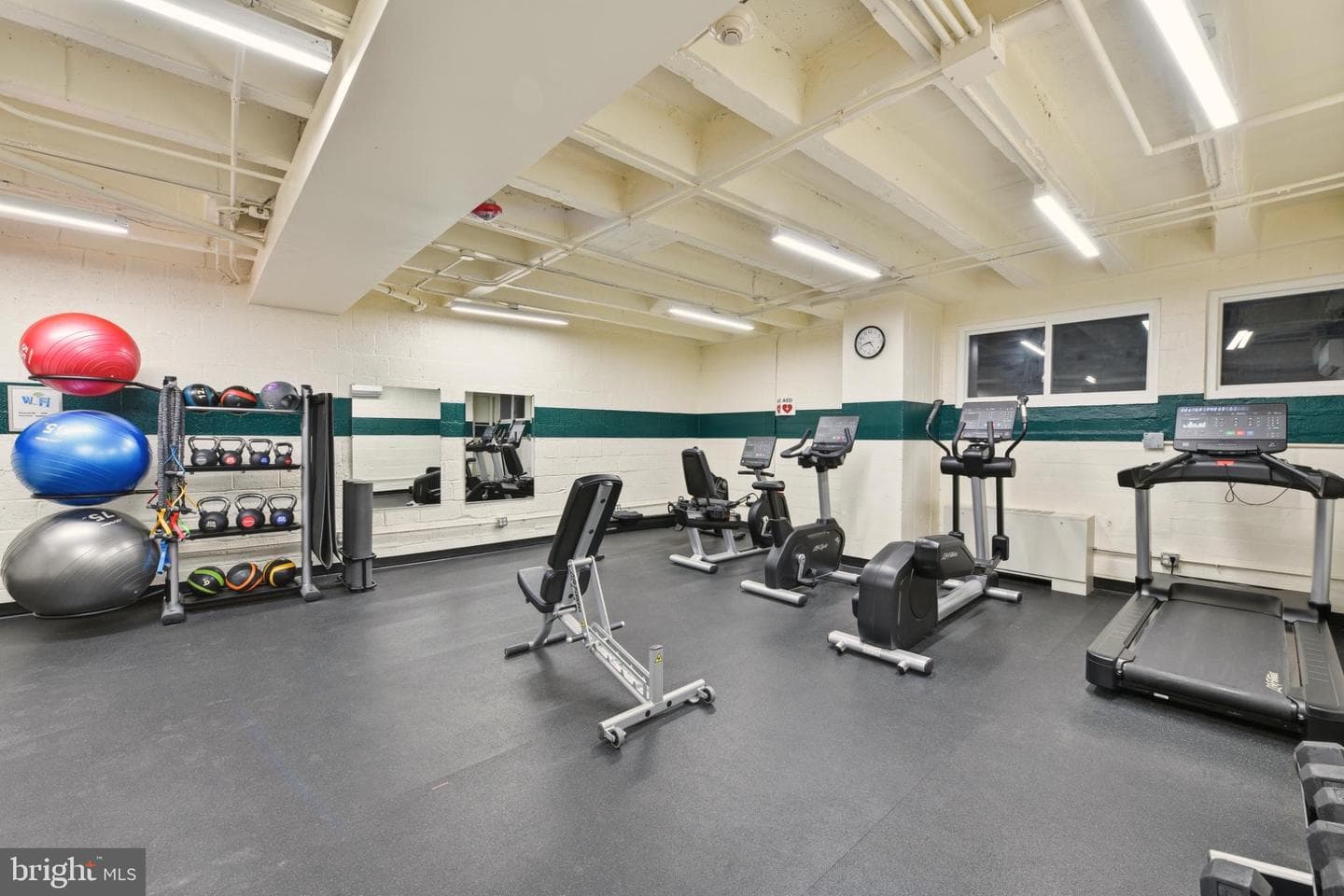 4301 Massachusetts Avenue NW #8002 photo 35