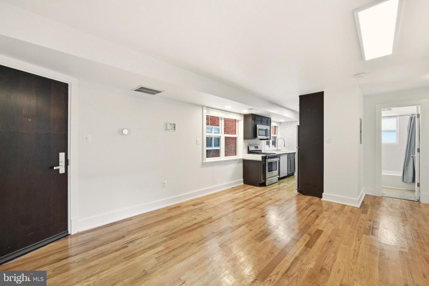 626 Independence Avenue SE #103 photo 7