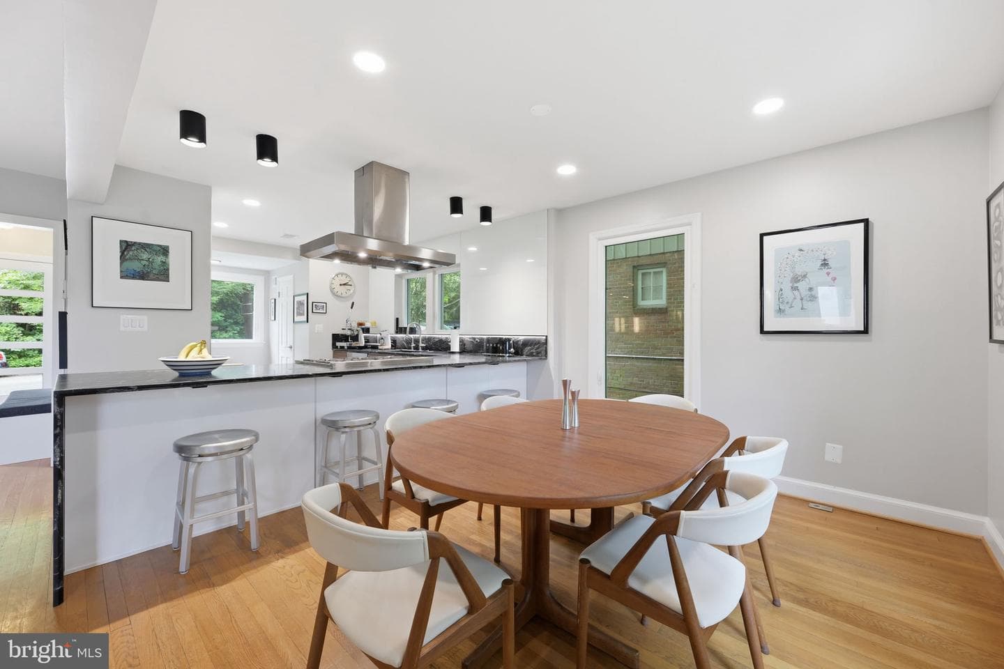 2829 29th Place NW photo 10