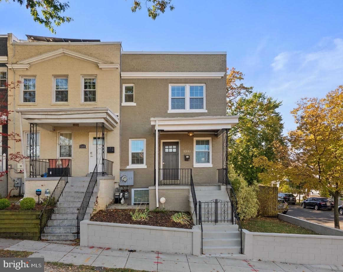 1201 Queen Street NE, Washington
