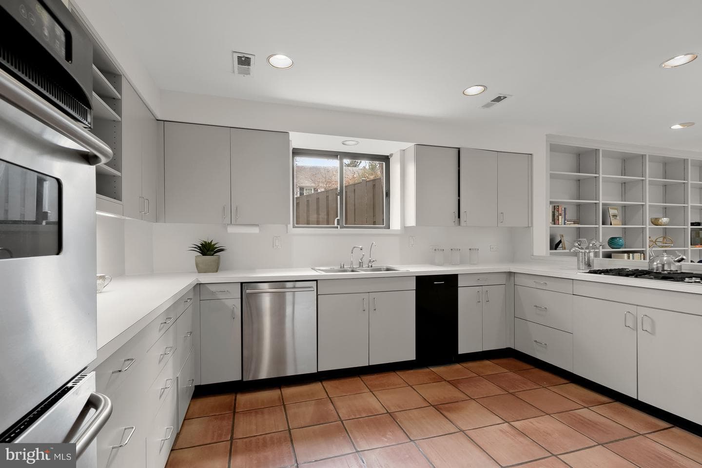 2400 44th Street NW photo 20