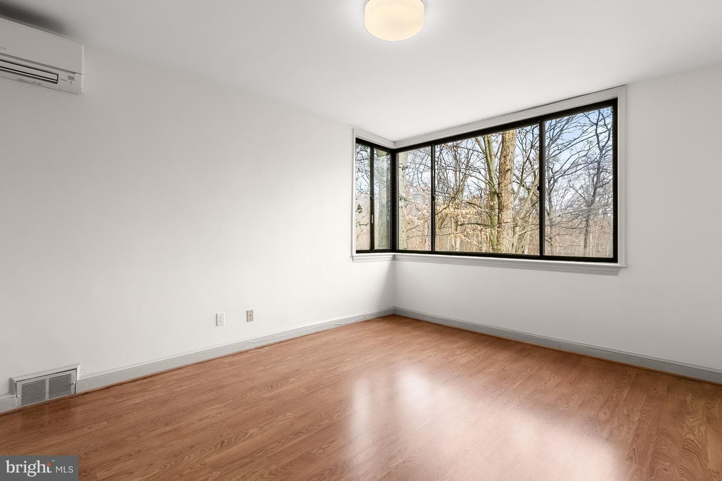 2400 44th Street NW photo 52