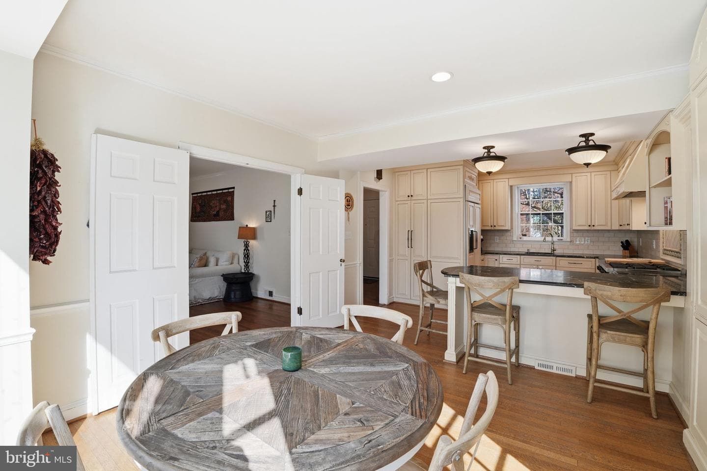 3752 Cumberland Street NW photo 9