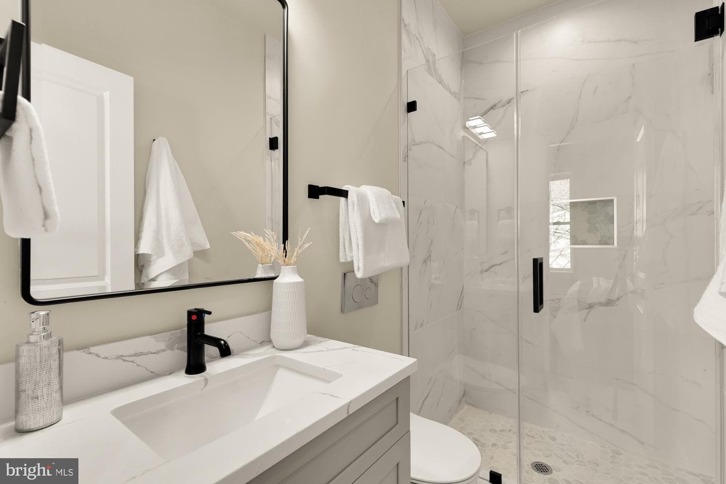 422 Warner Street NW photo 23