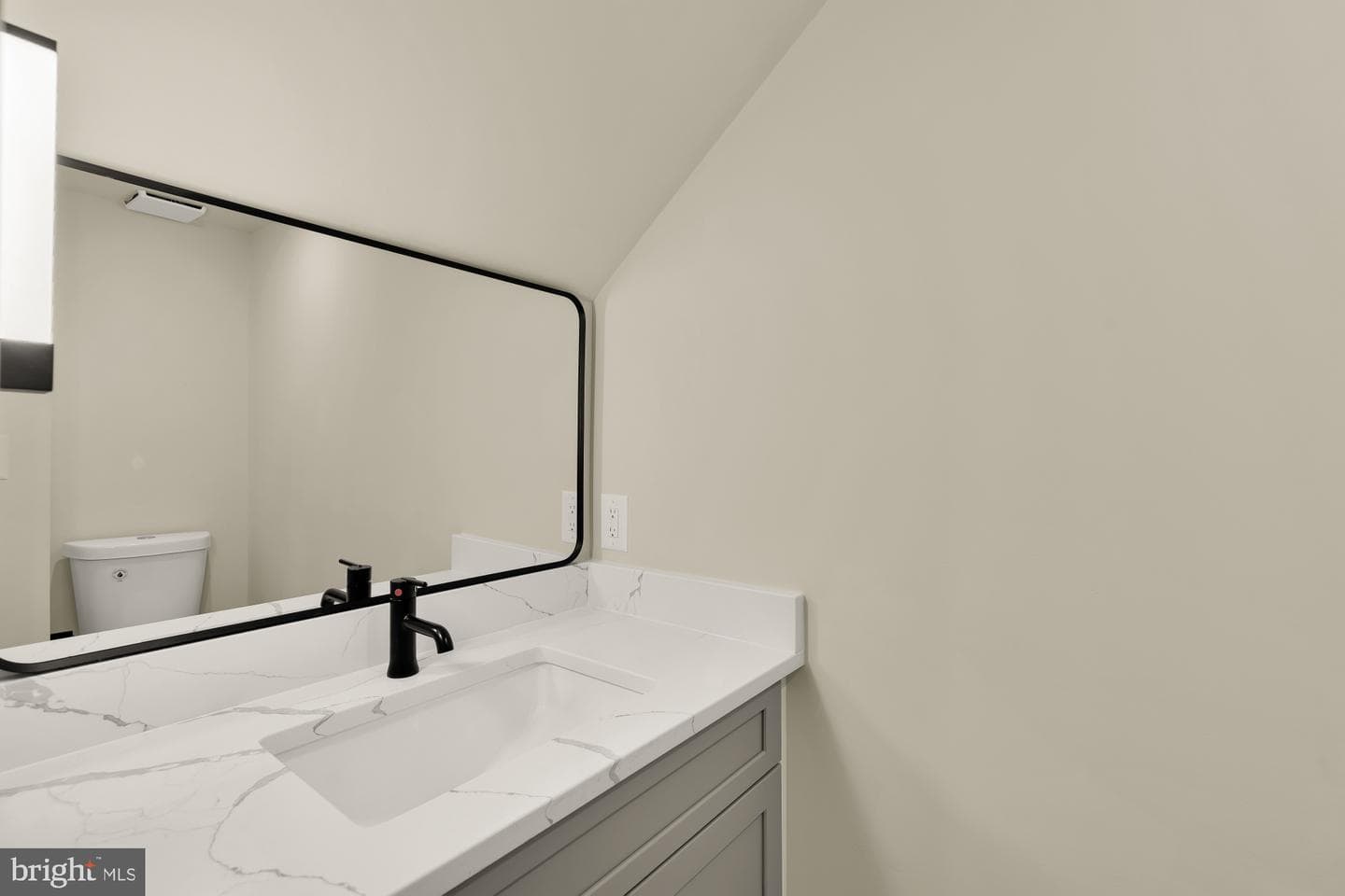 422 Warner Street NW photo 30