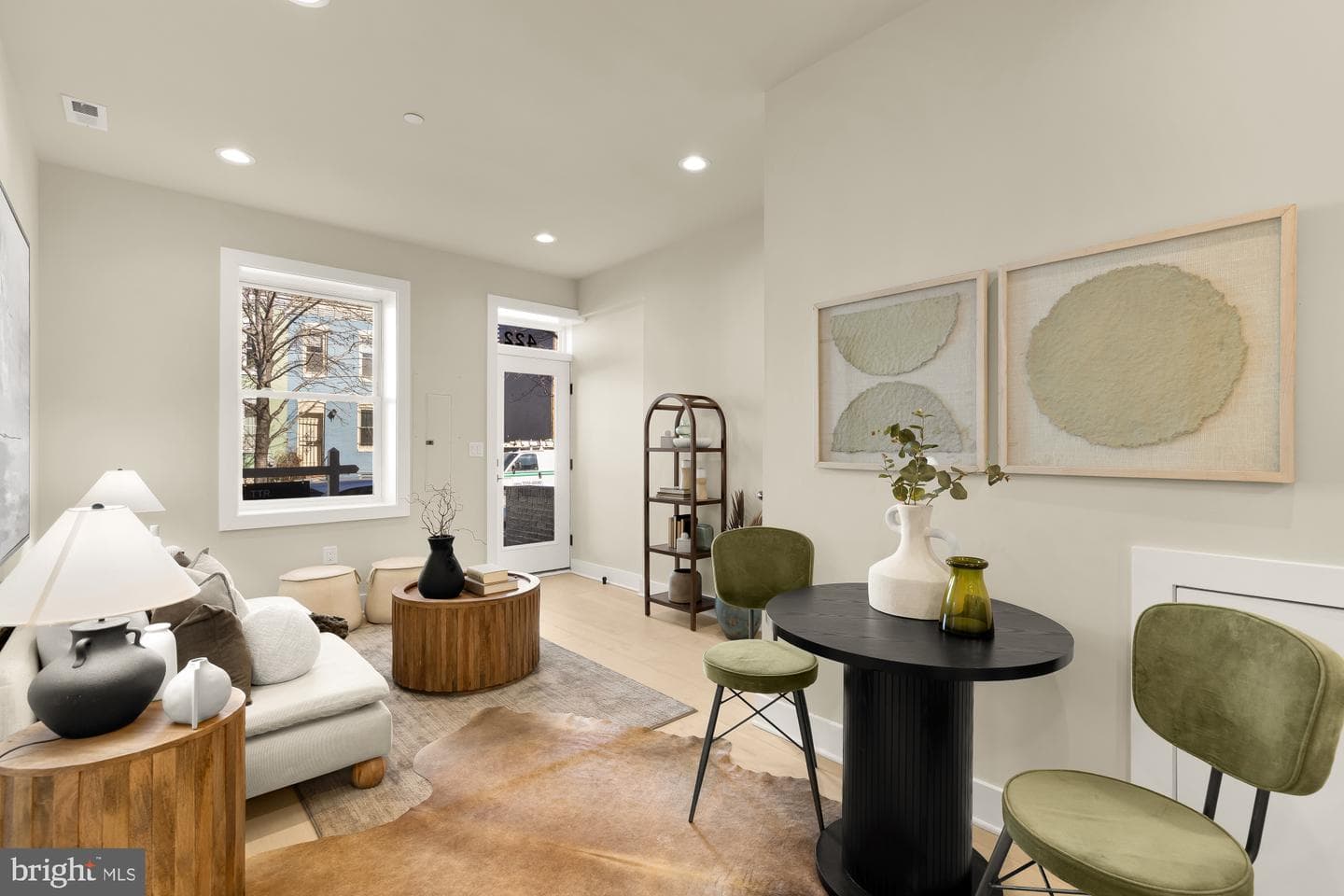 422 Warner Street NW photo 4