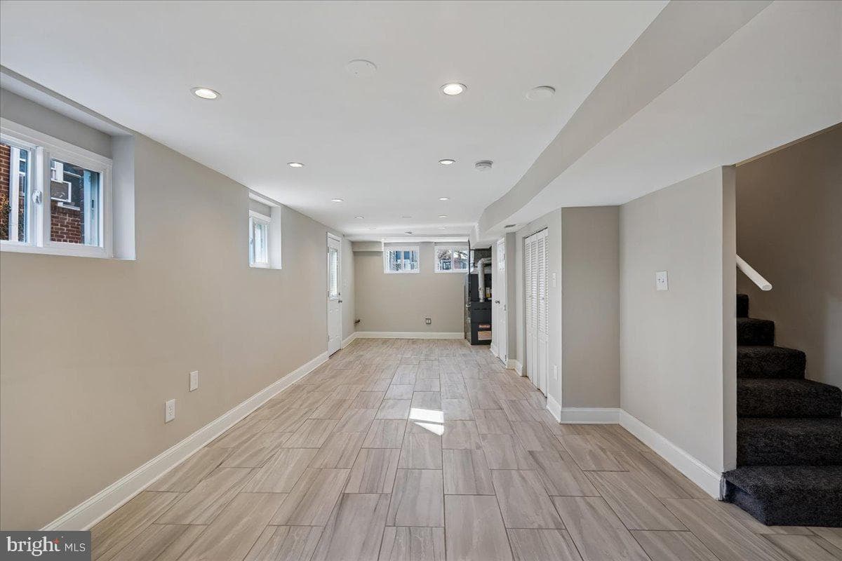 725 Croissant Place SE photo 29