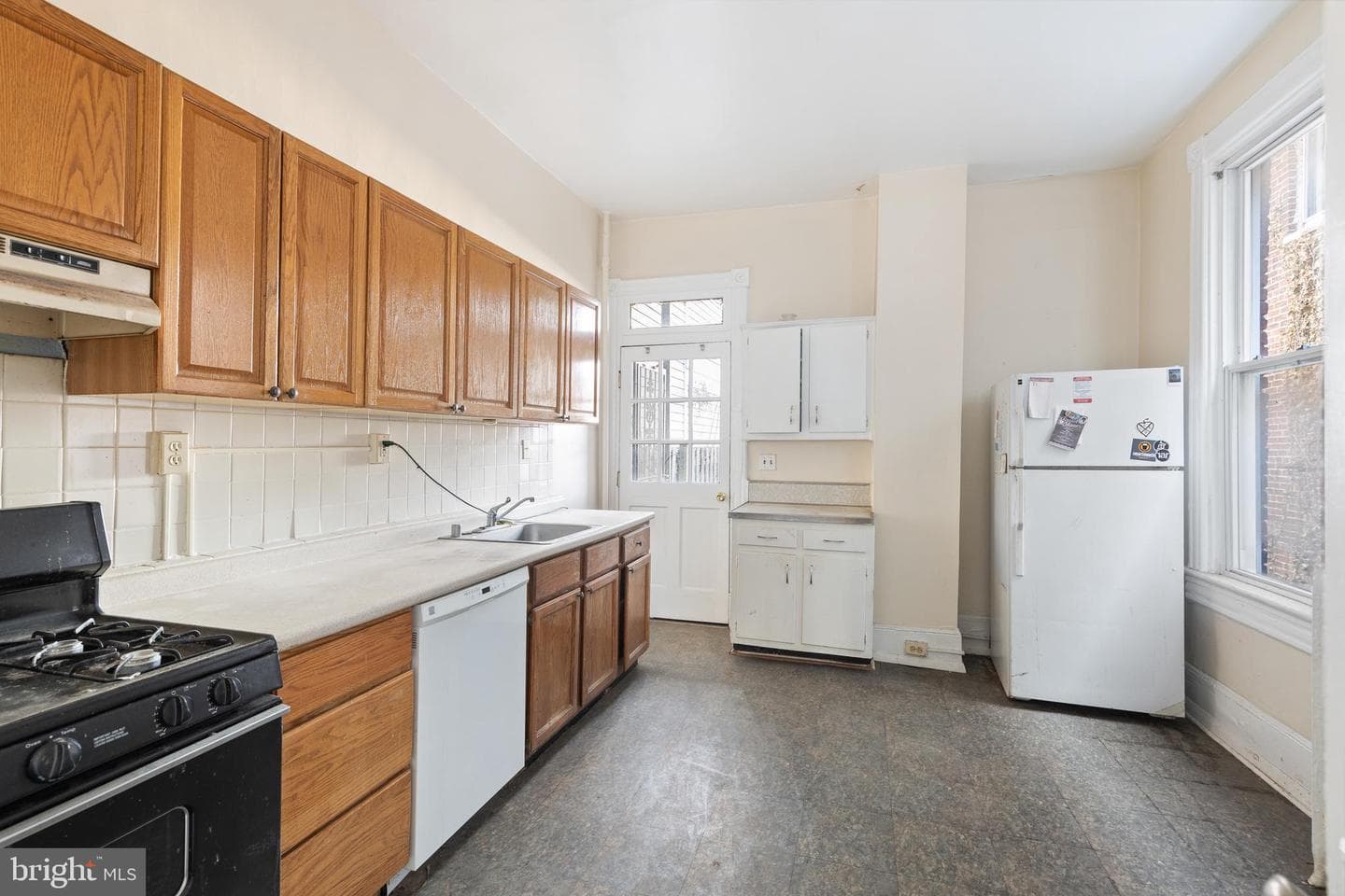 330 4th Street SE photo 7