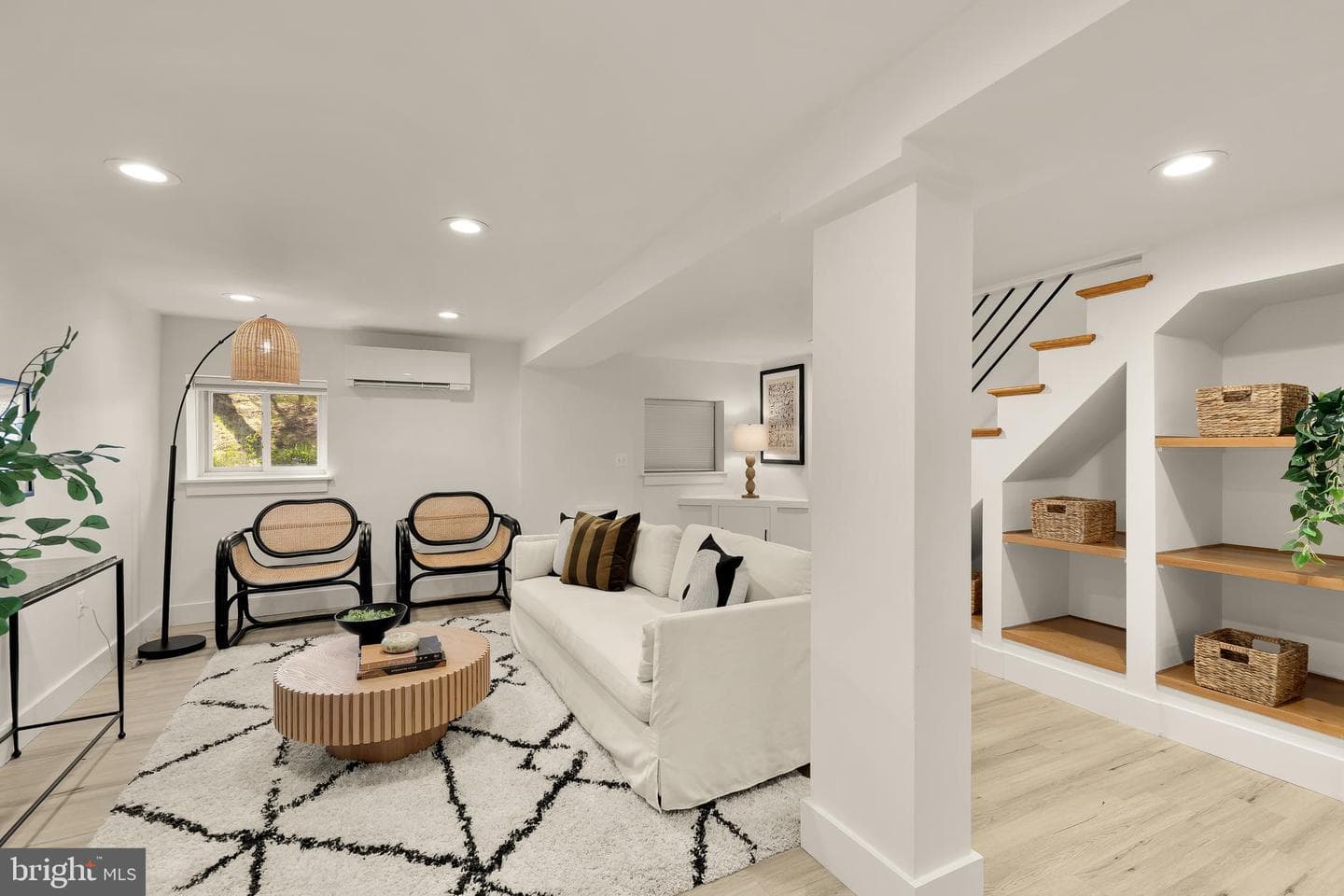 409 Columbia Road NW photo 37