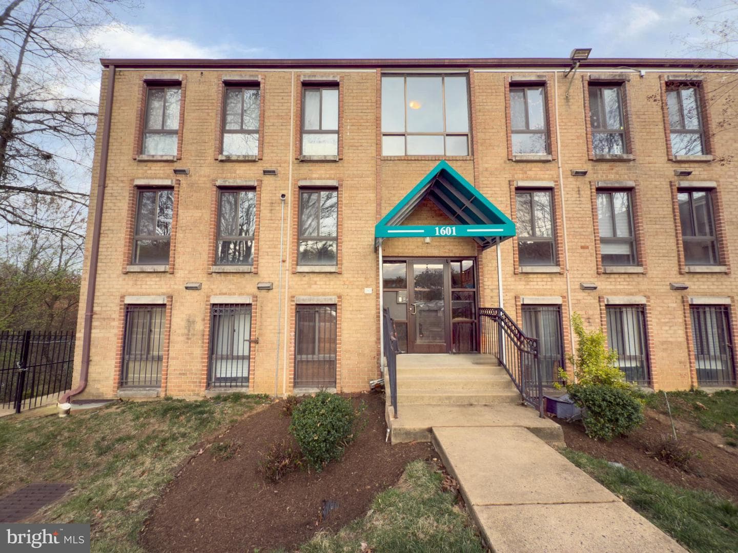 1601 Gainesville Street SE #201