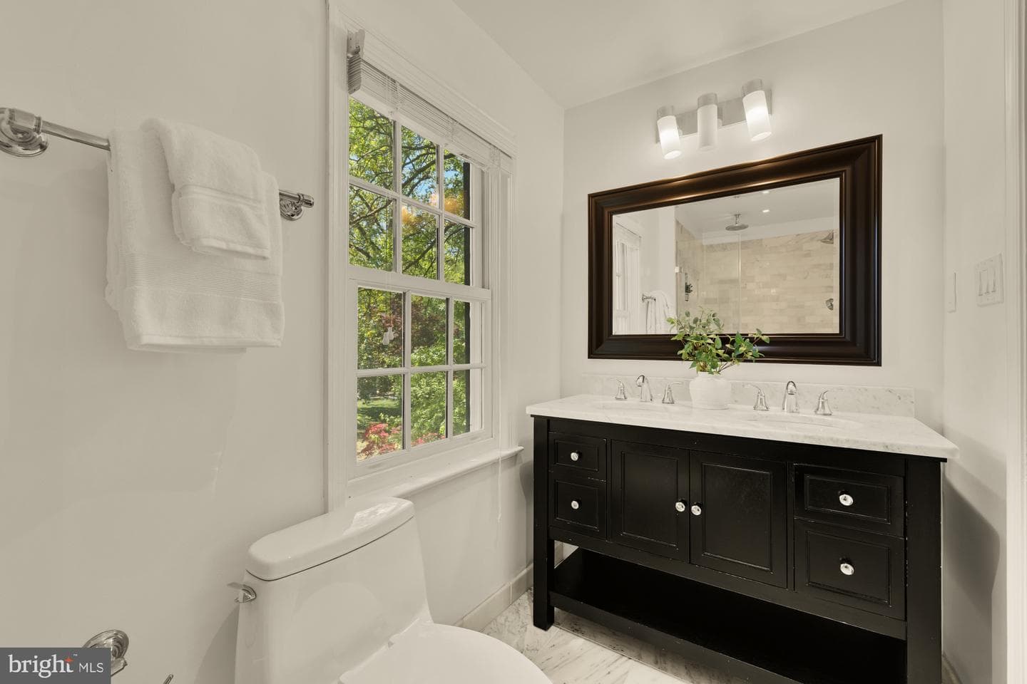 2025 Trumbull Terrace NW photo 22