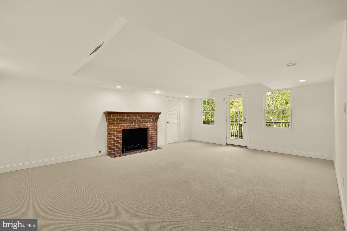 2025 Trumbull Terrace NW photo 33
