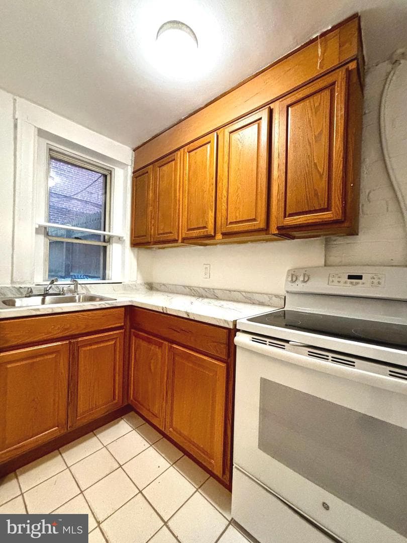 1302 Fairmont Street NW photo 18