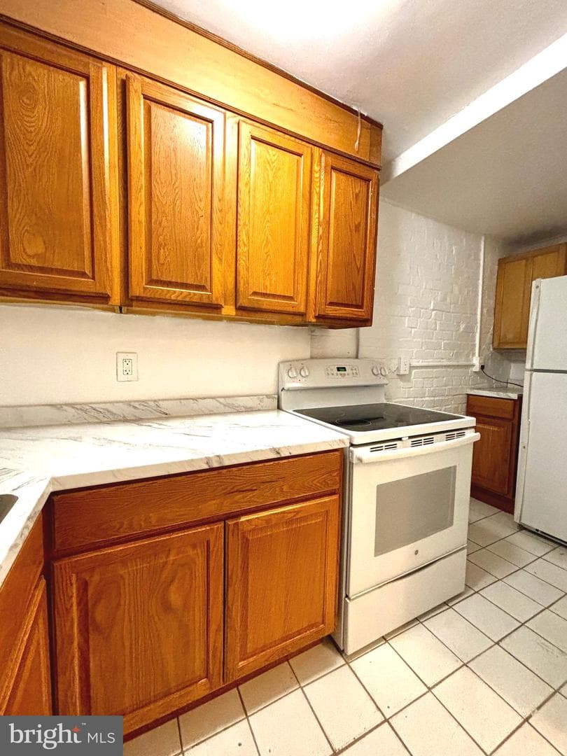1302 Fairmont Street NW photo 19