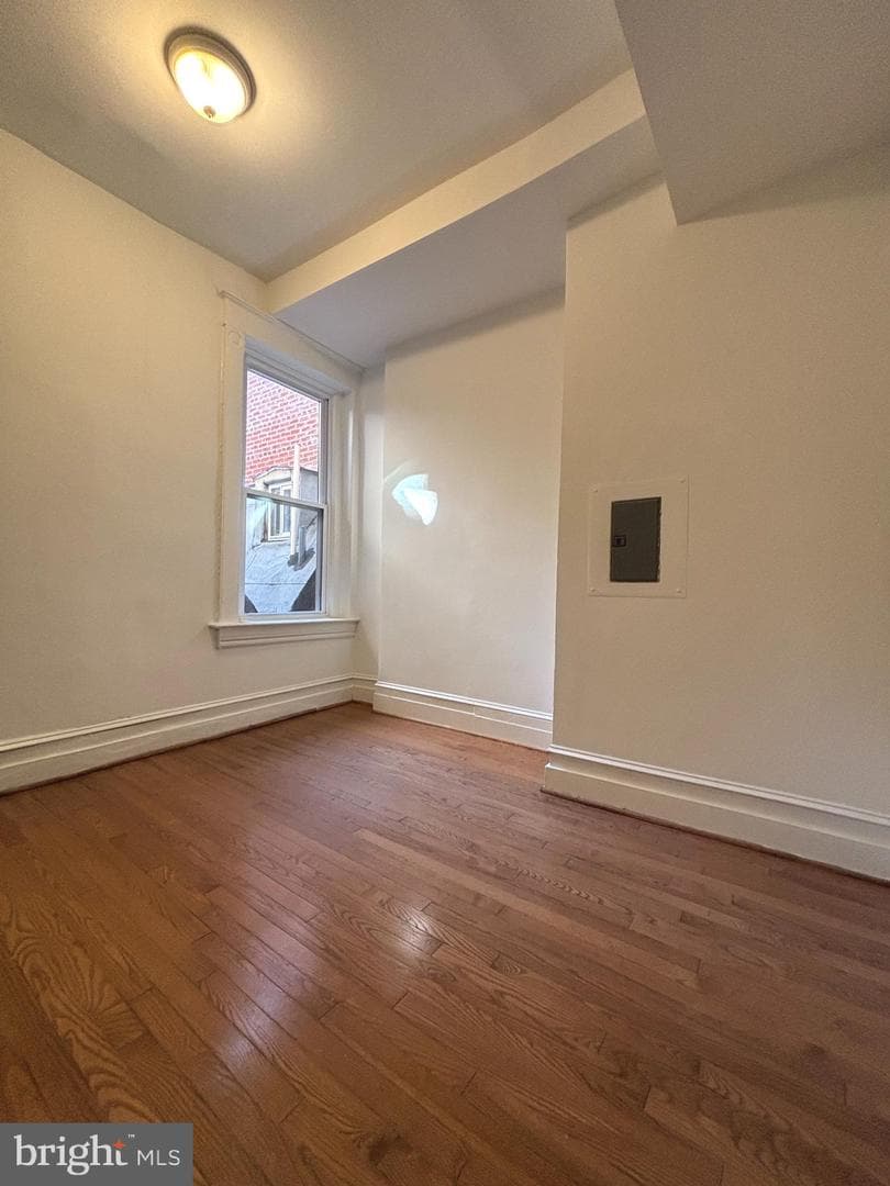 1302 Fairmont Street NW photo 9
