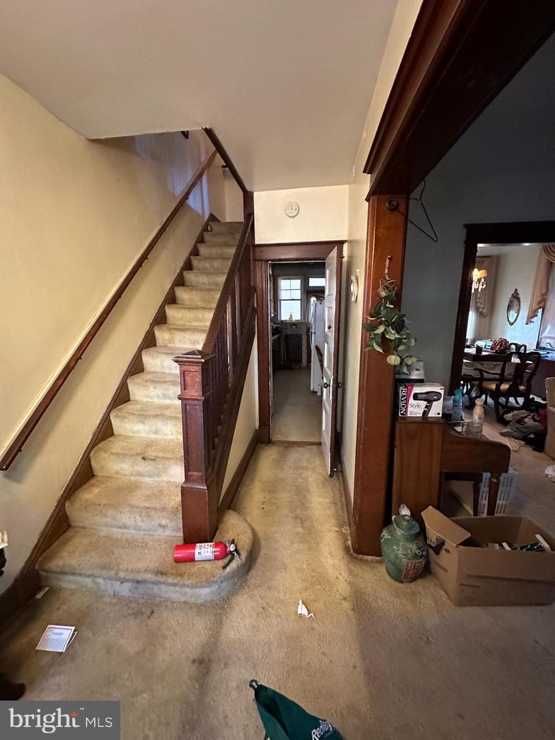 1122 Holbrook Street NE photo 4