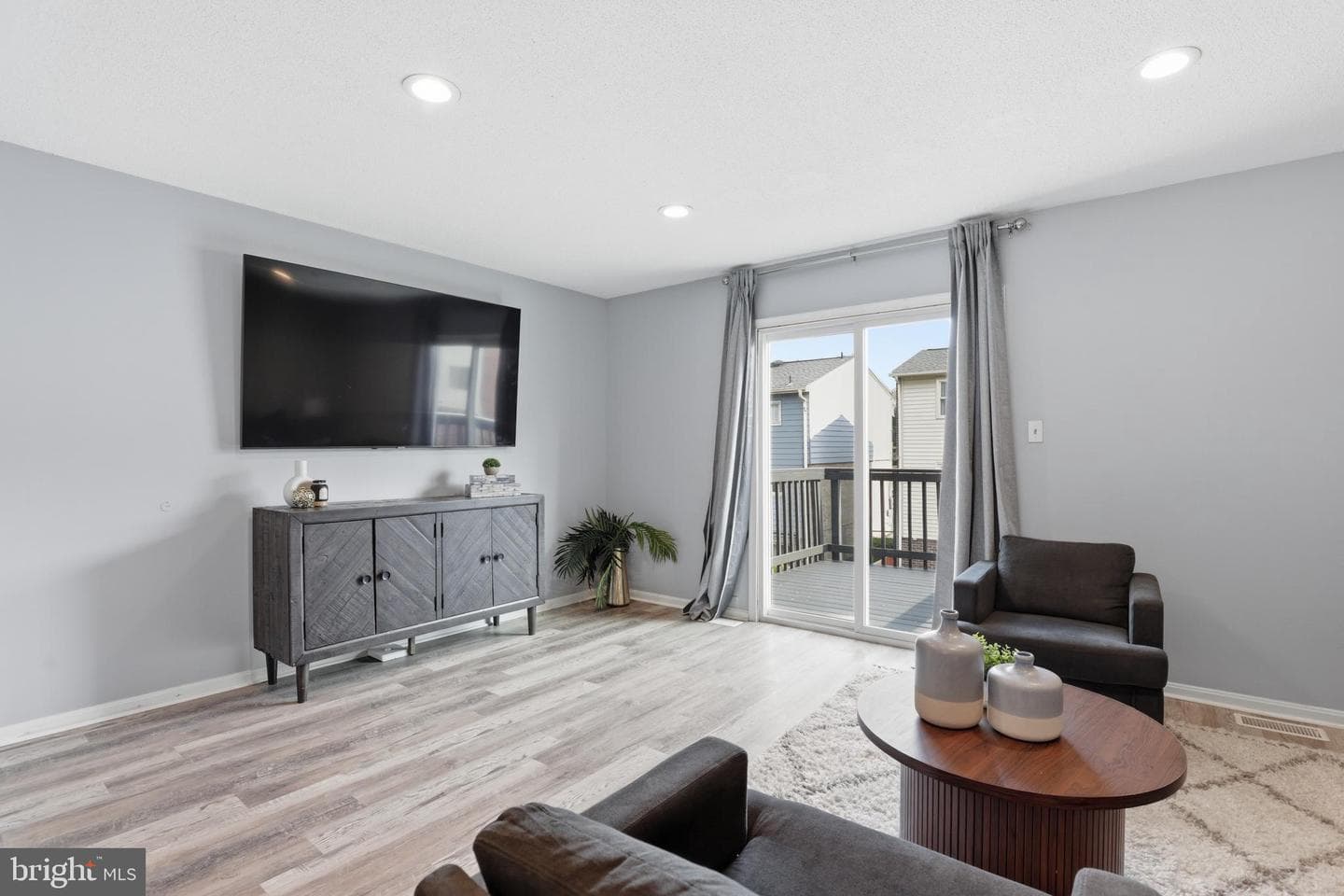 2357 Skyland Terrace SE photo 13
