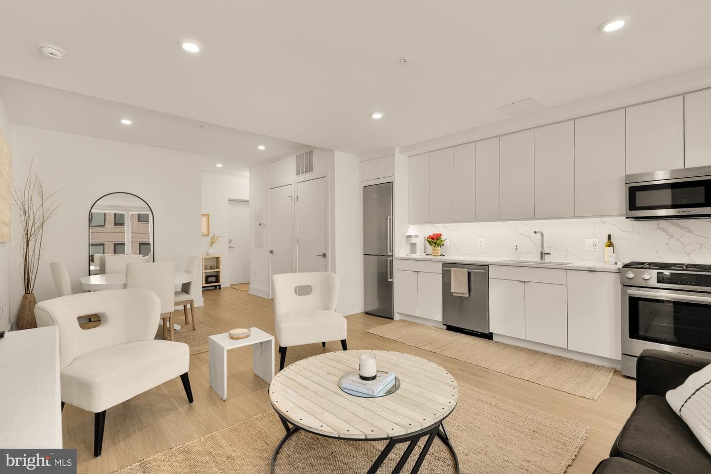 1761 P Street NW #202 photo 5