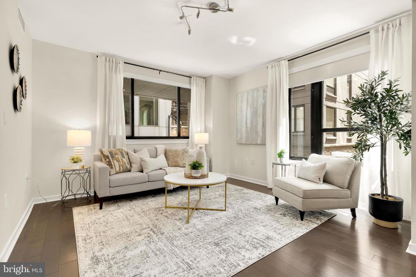 1010 Massachusetts Avenue NW #211, Washington
