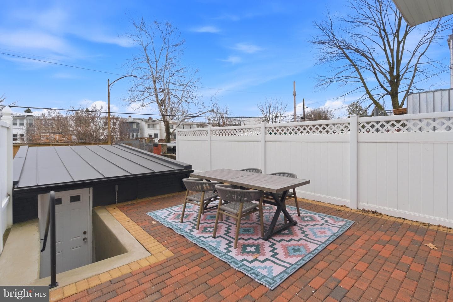 810 Madison Street NW photo 37