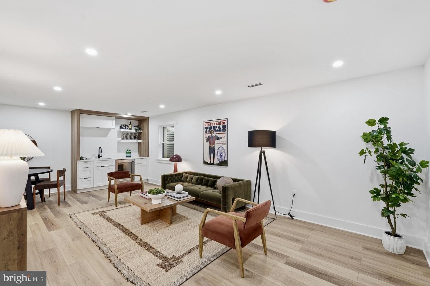 1355 Longfellow Street NW photo 31