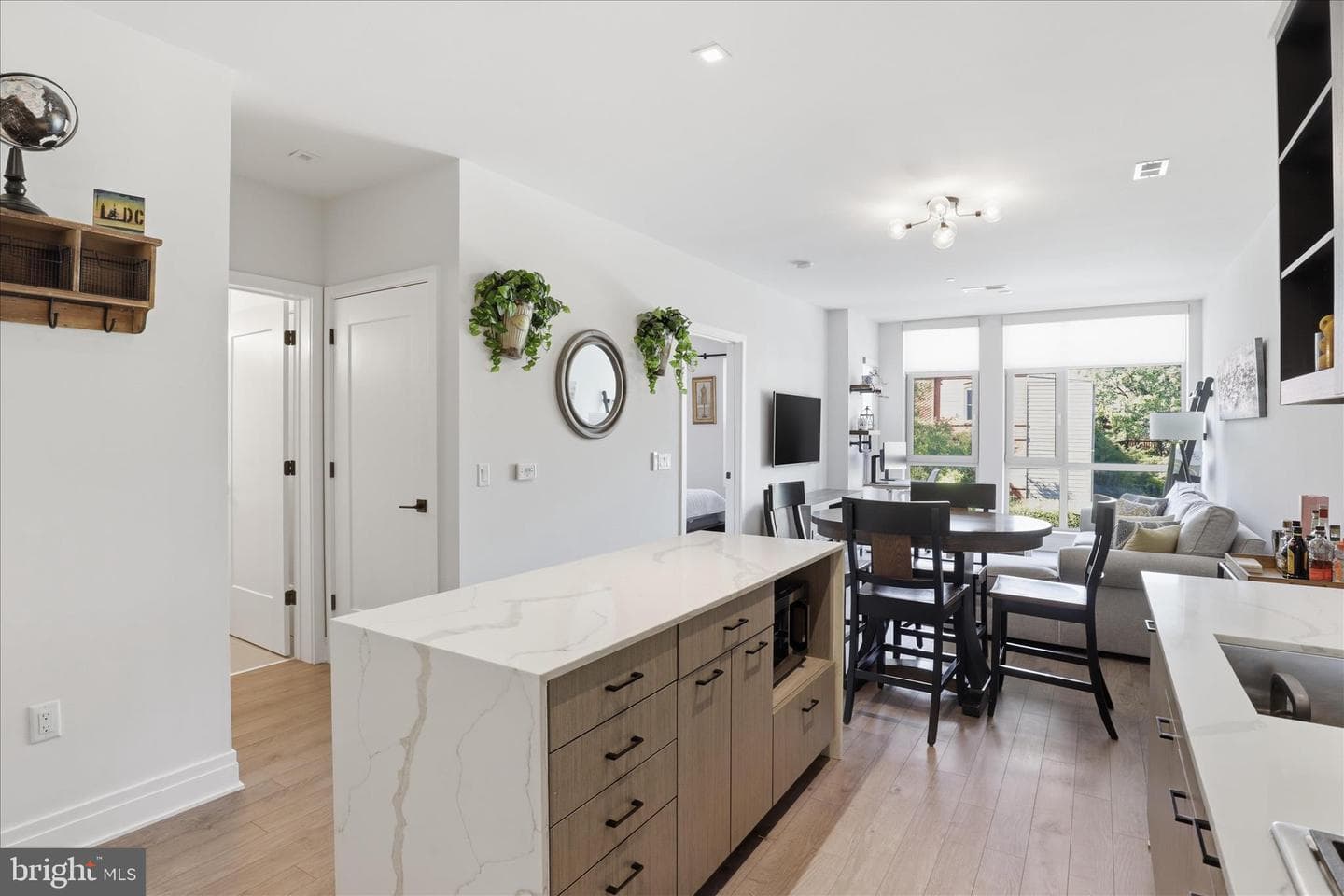 900 11th Street SE #203 photo 6
