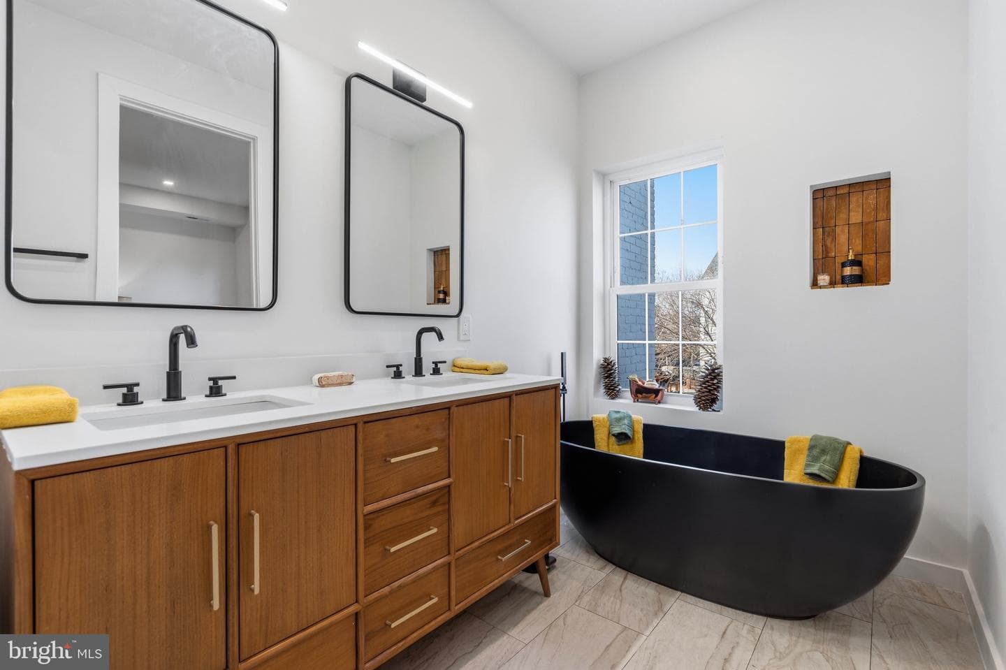 1203 G Street NE photo 41