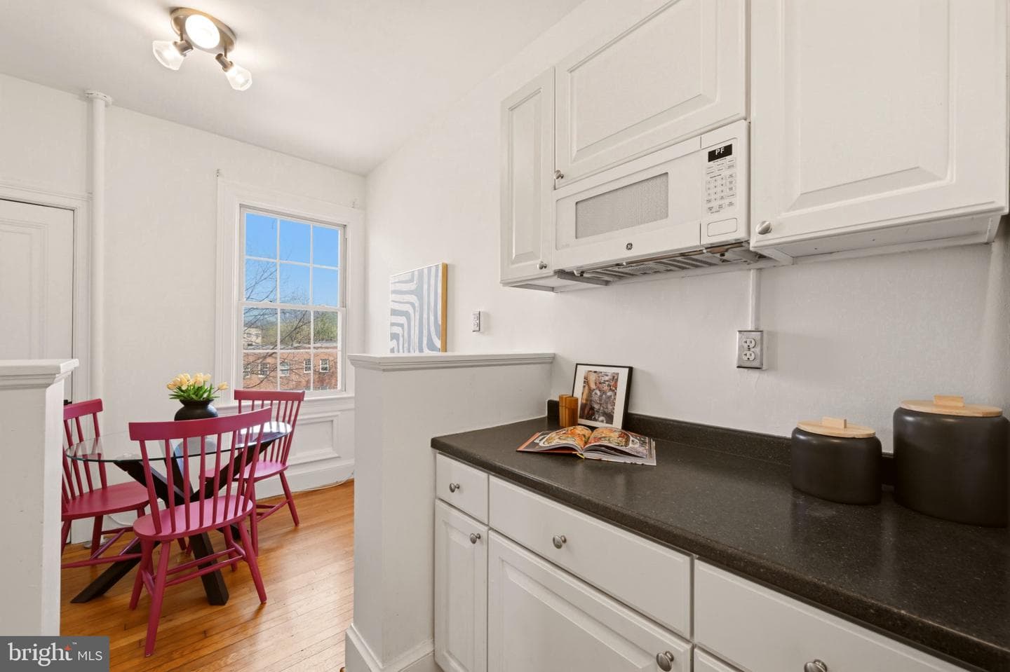 5402 Connecticut Avenue NW #400 photo 16