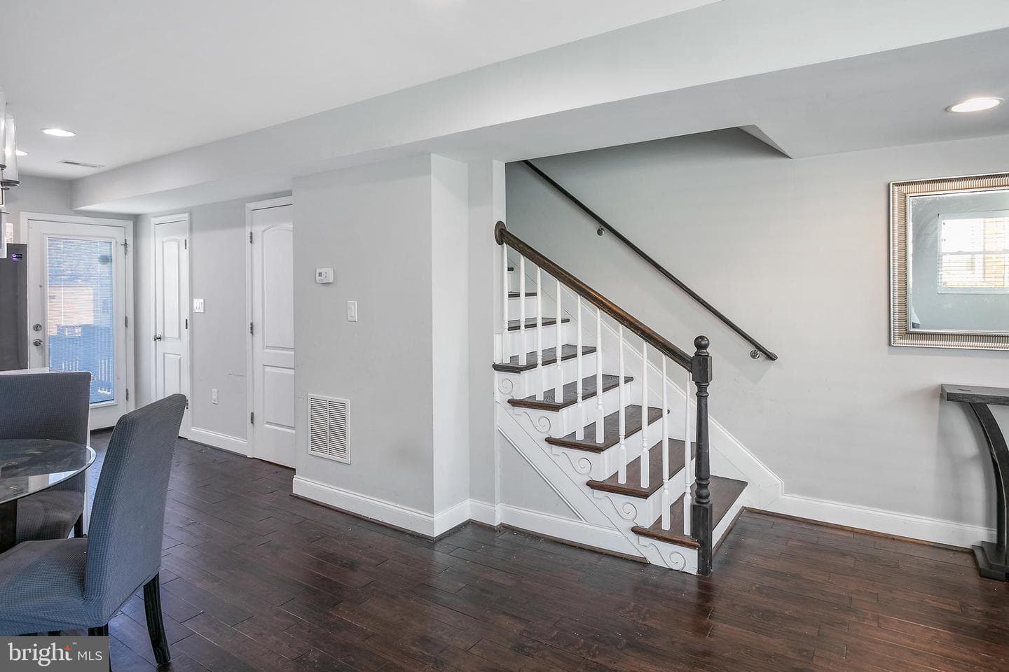 4247 Fort Dupont Terrace SE photo 7