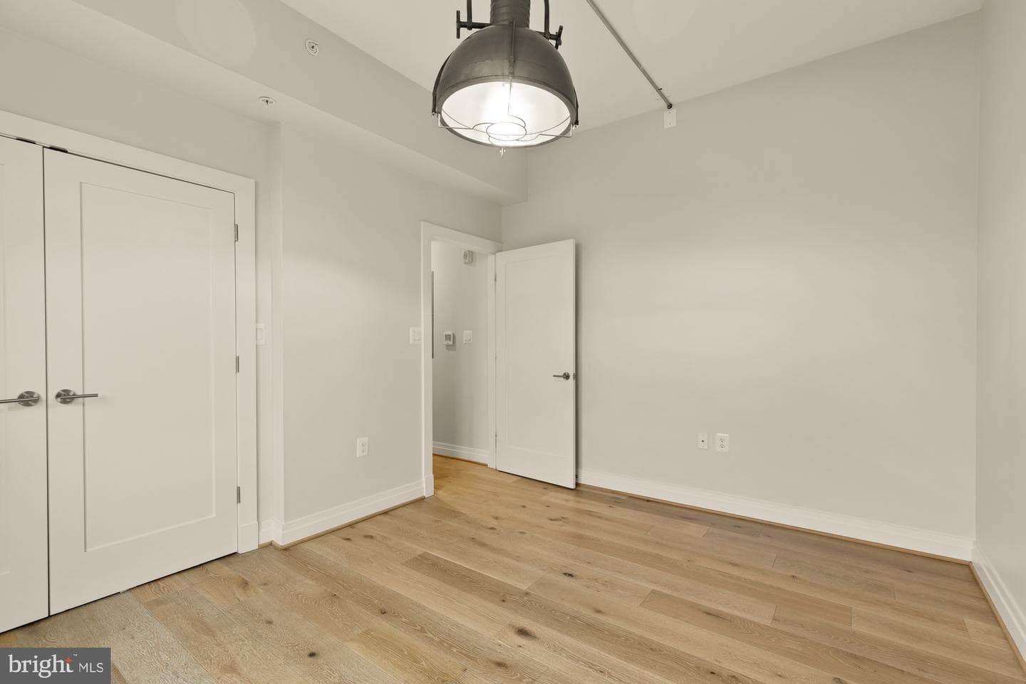 301 H Street NE #305 photo 20