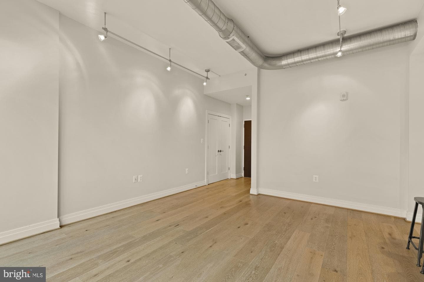 301 H Street NE #305 photo 7
