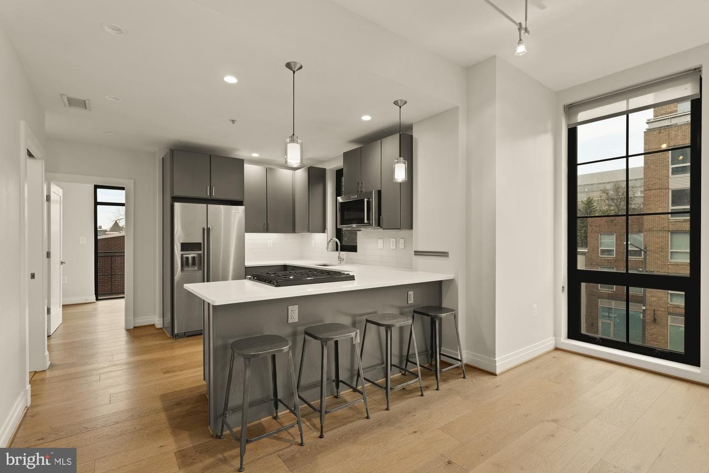 301 H Street NE #305 photo 8