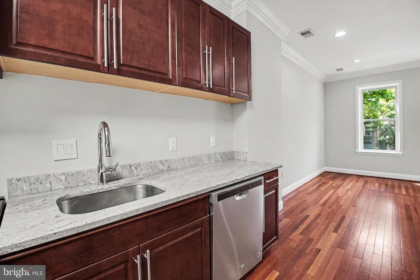 219 P Street NW photo 8