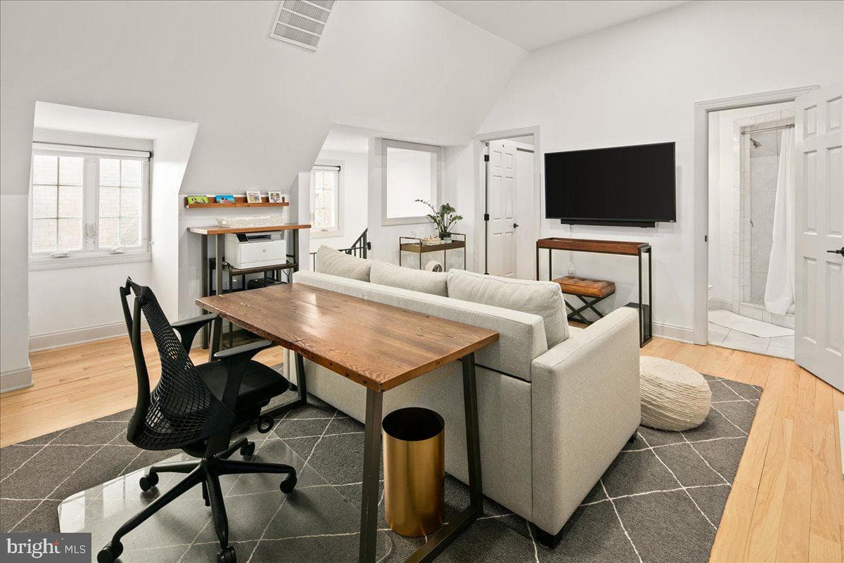 1509 Van Buren Street NW photo 45