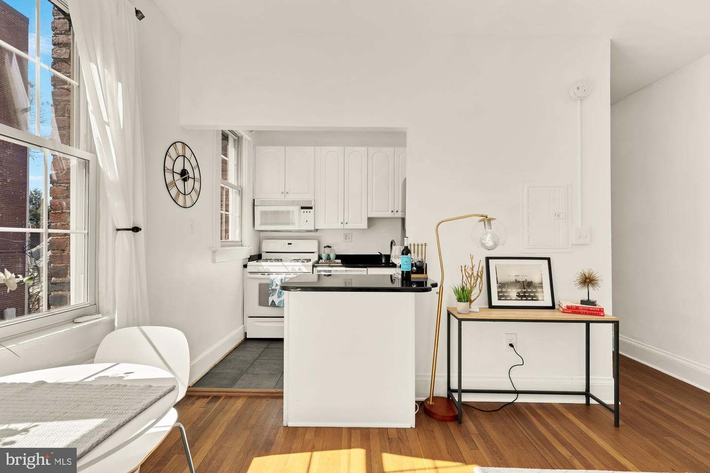 3022 Wisconsin Avenue NW #208 photo 11