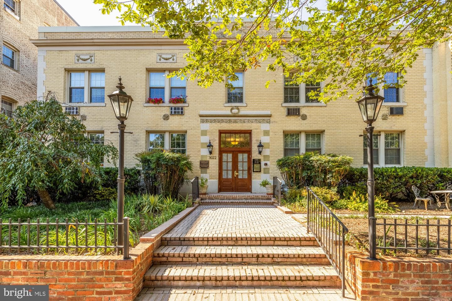 3022 Wisconsin Avenue NW #208 photo 3