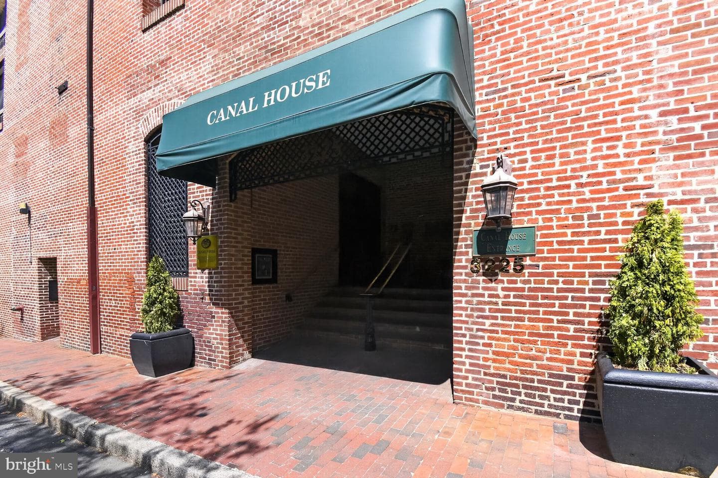 3225 Grace Street NW #101, Washington