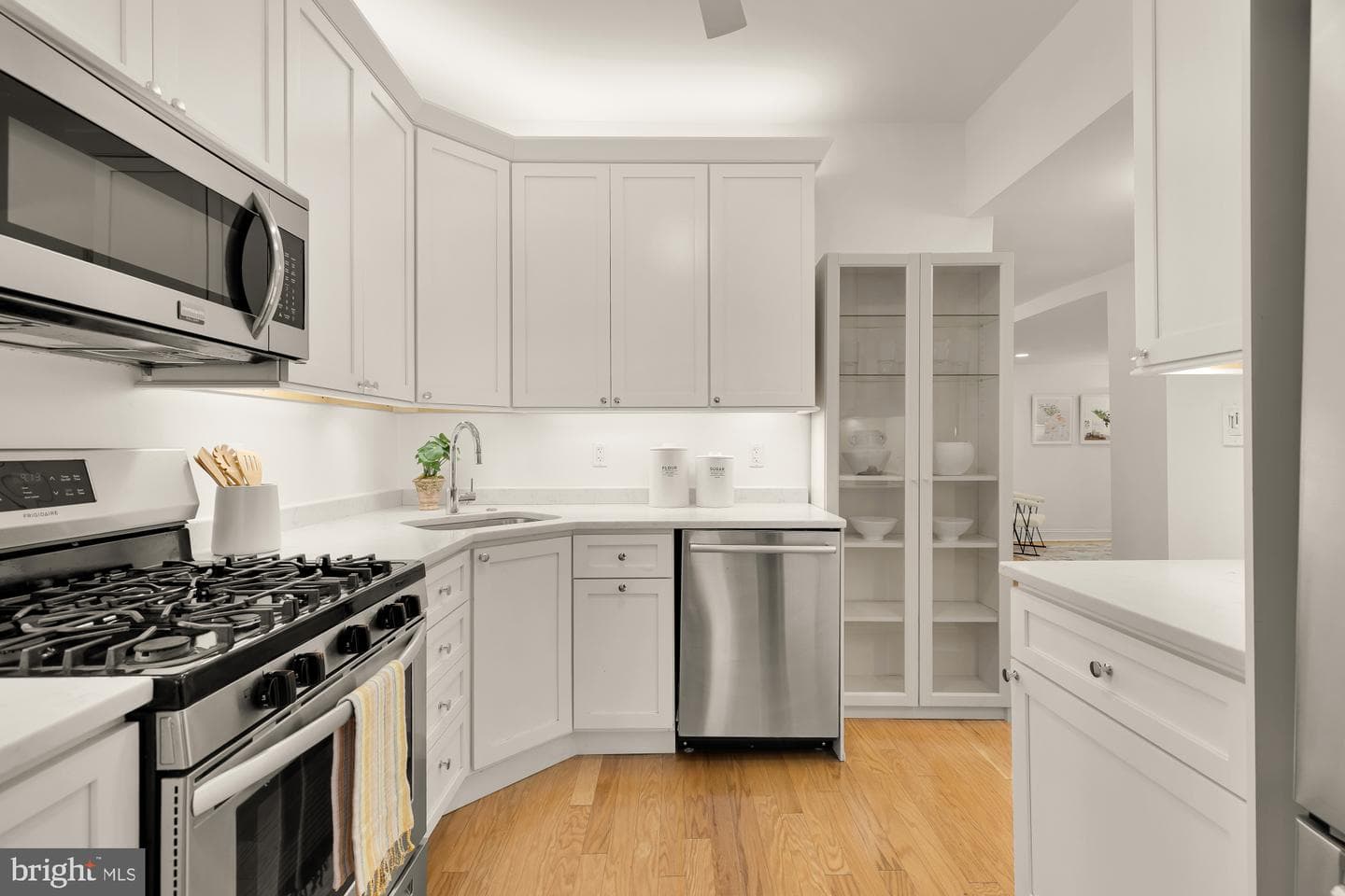 3601 Connecticut Avenue NW #l10 photo 11