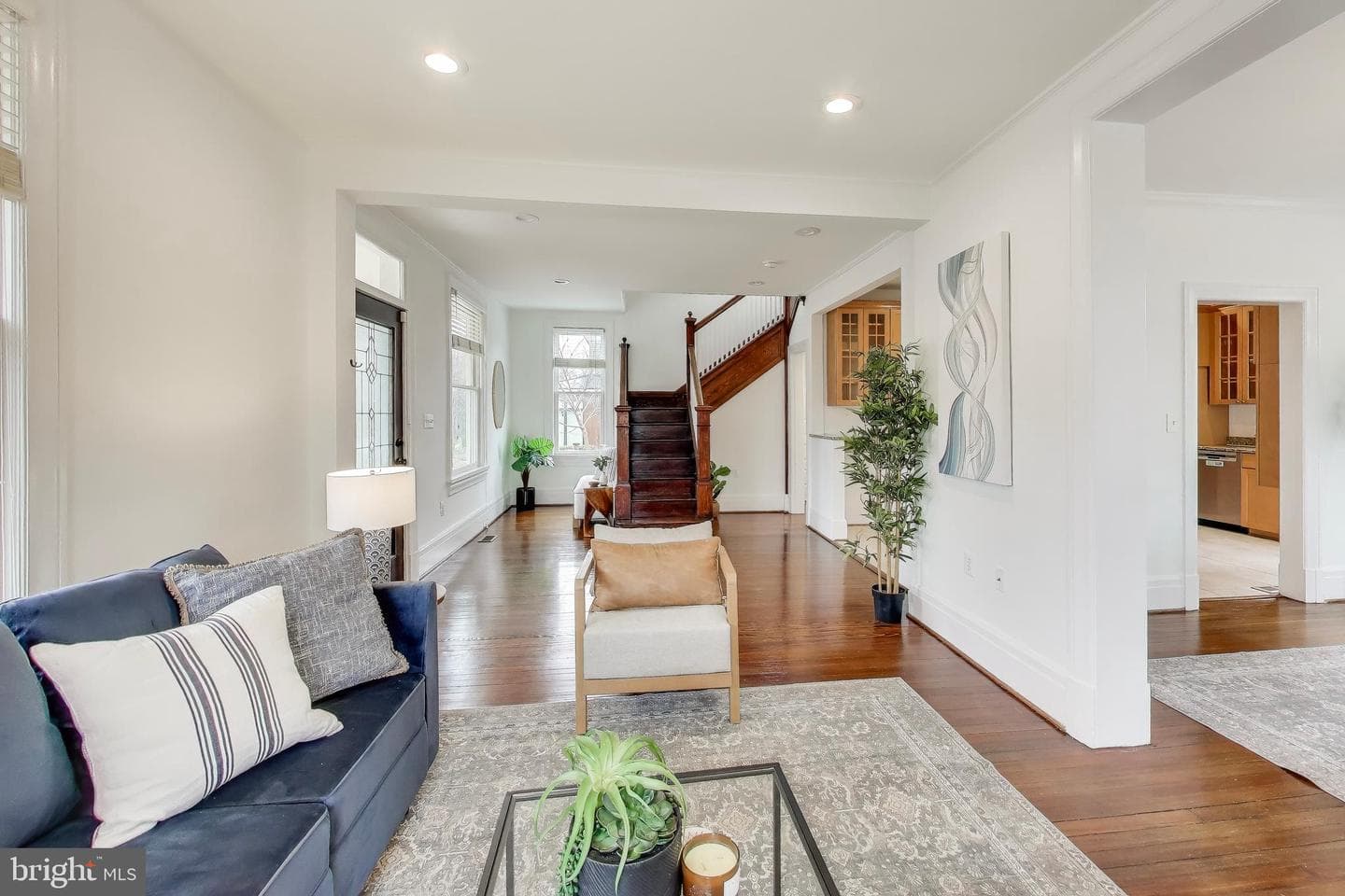 612 Butternut Street NW photo 5