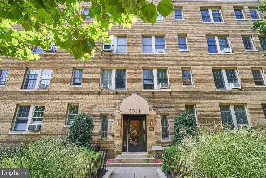 3314 Mount Pleasant Street NW #6, Washington