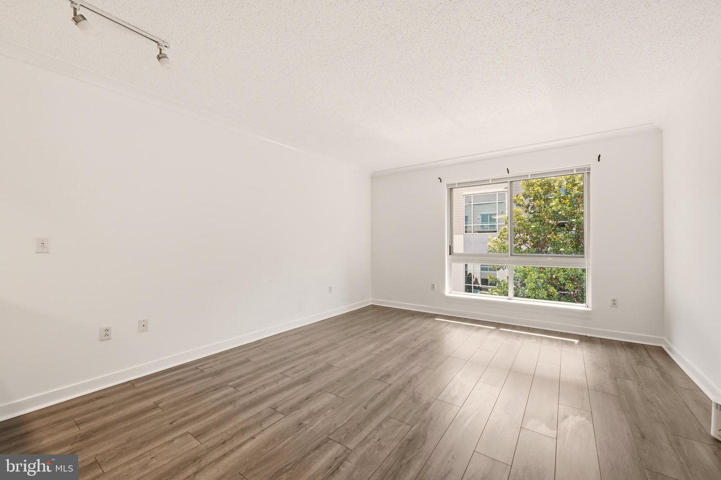 777 7th Street NW #1017 photo 14