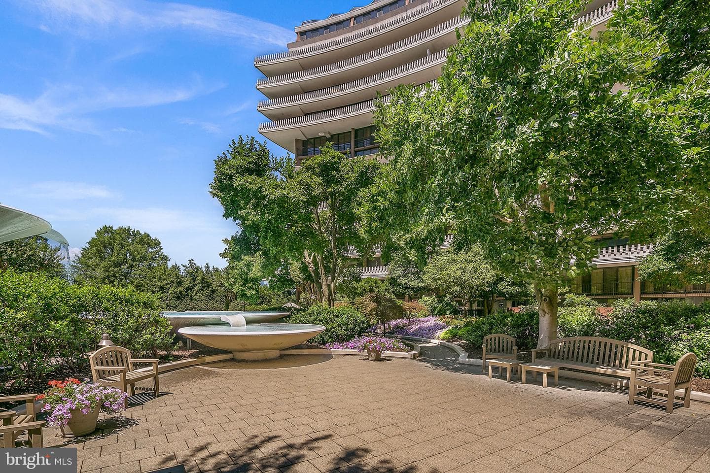 700 New Hampshire Avenue NW #1010 photo 46