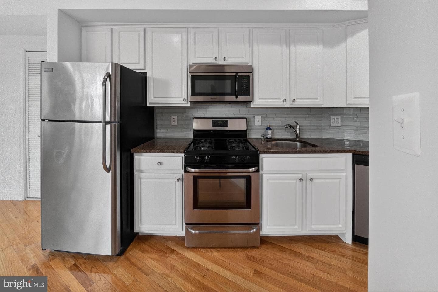 1629 L Street NE #202 photo 8