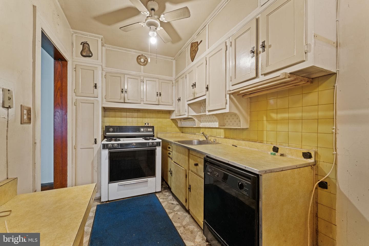 220 Jefferson Street NW photo 9