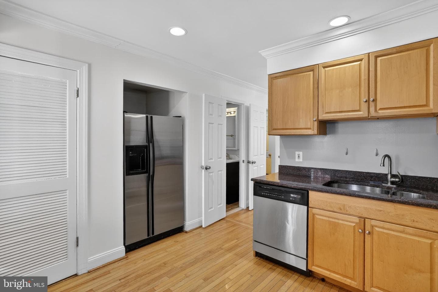 1353 C Street SE photo 12