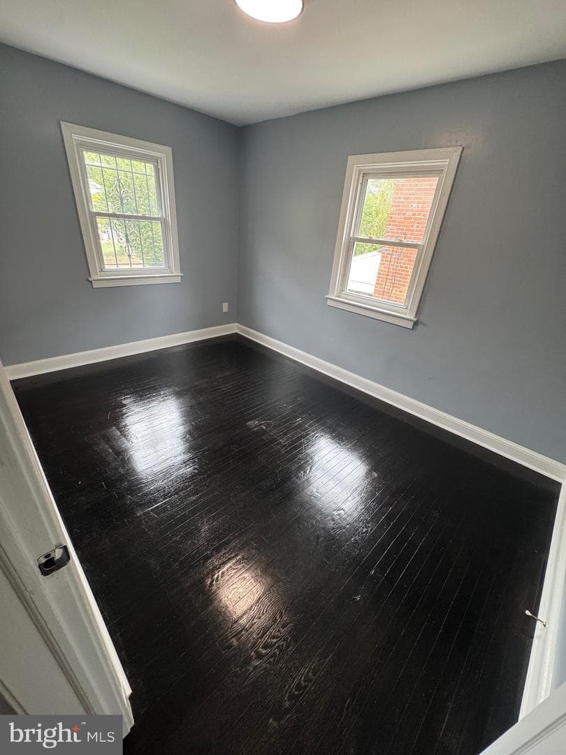 4623 Jay Street NE photo 16