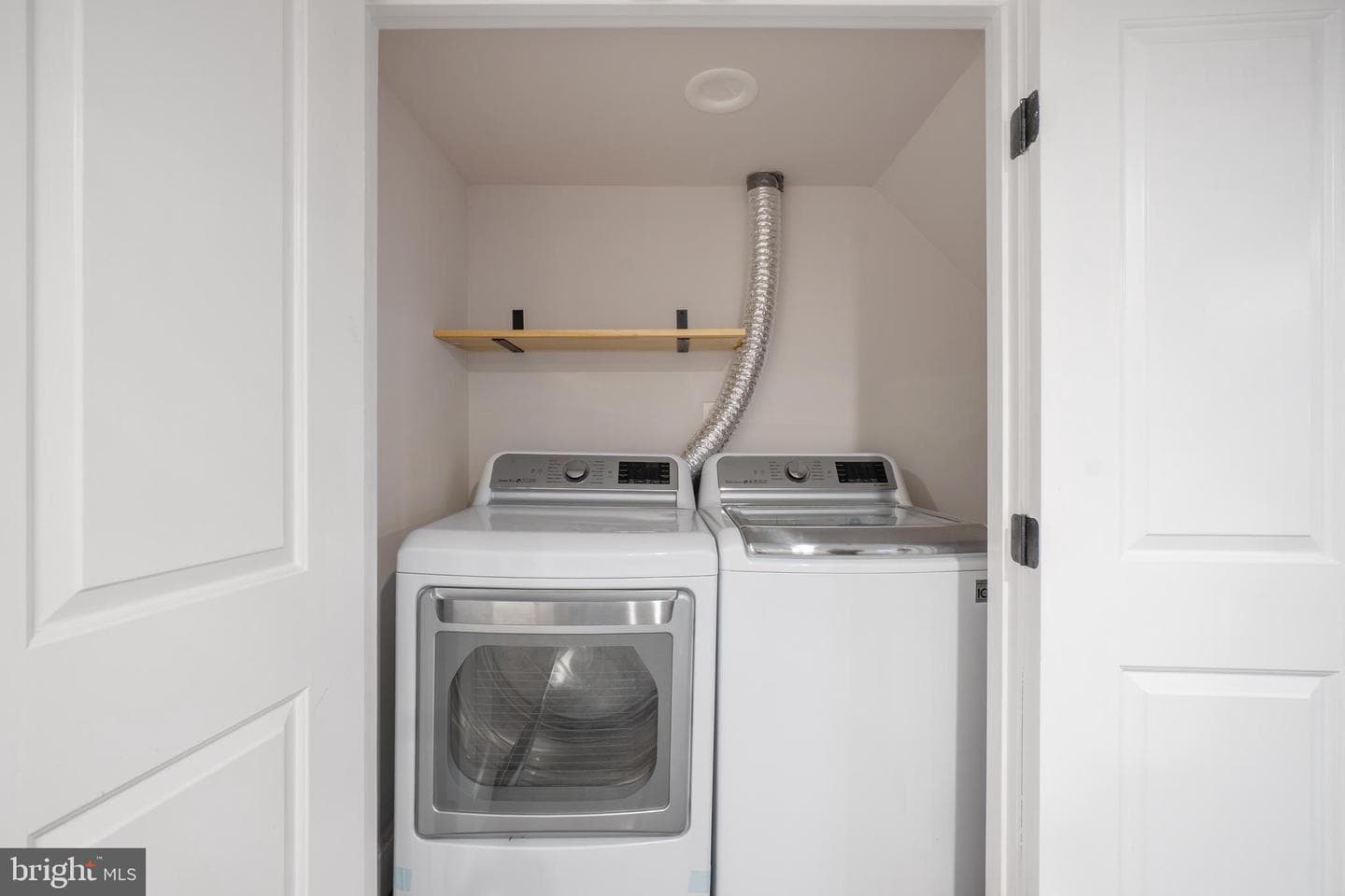 50 53rd Street SE photo 28