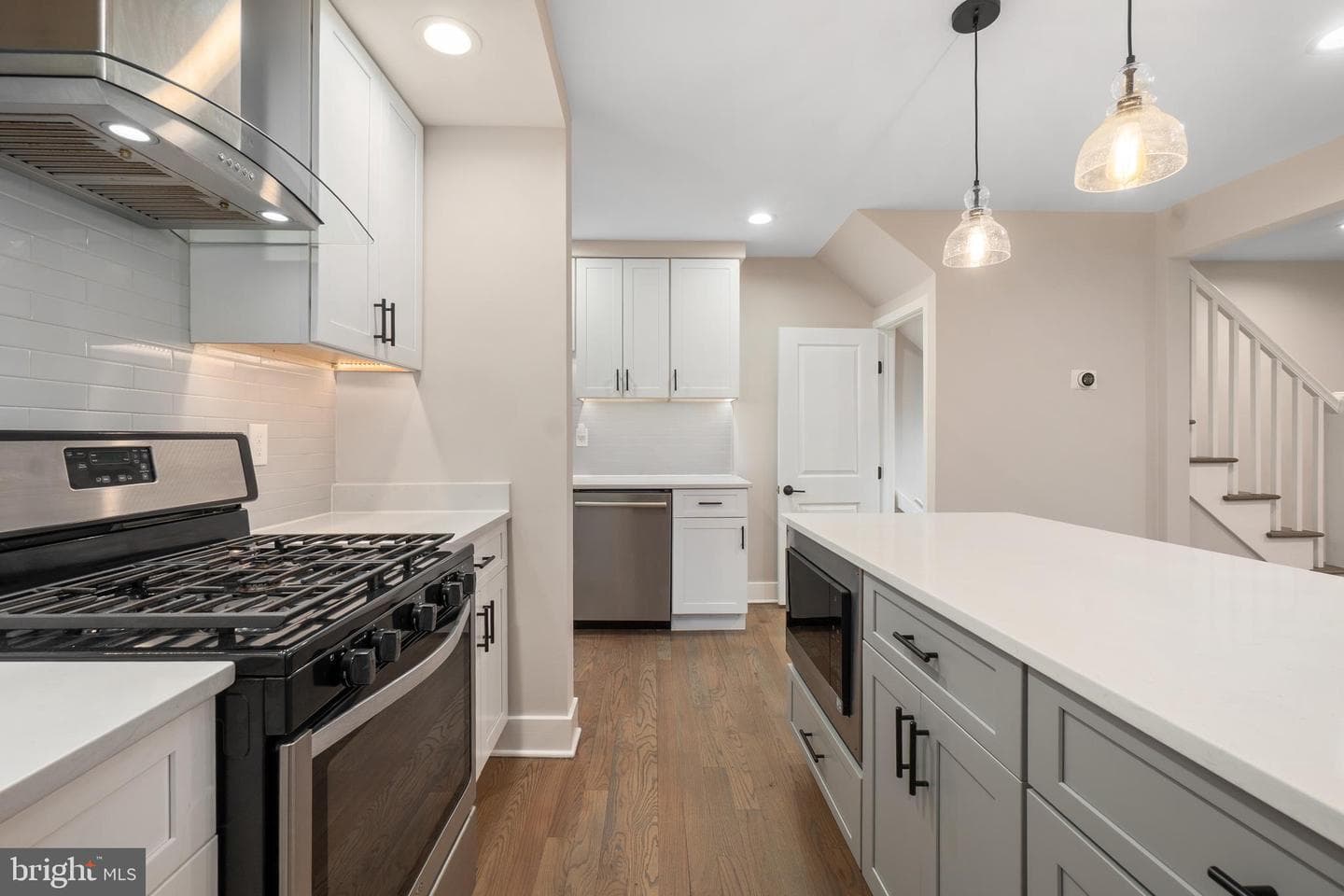 50 53rd Street SE photo 8